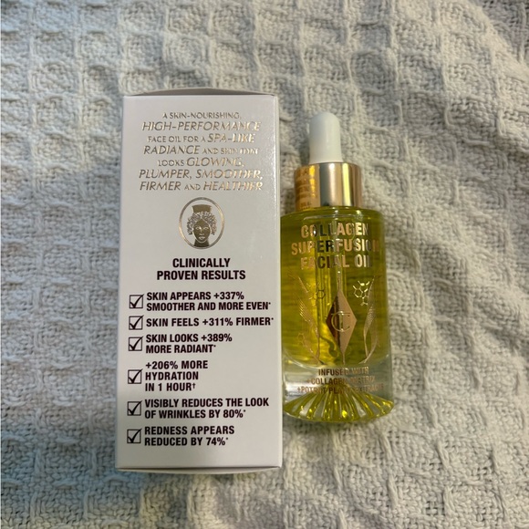 Charlotte Tilbury Collagen Superfusion Facial Oil - Picture 2 of 4
